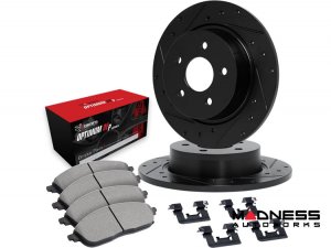 Jeep Renegade Brake Kit - Front - R1 Concepts - Optimum OEp Brake Pads - eLINE Black Drilled + Slotted Rotors
